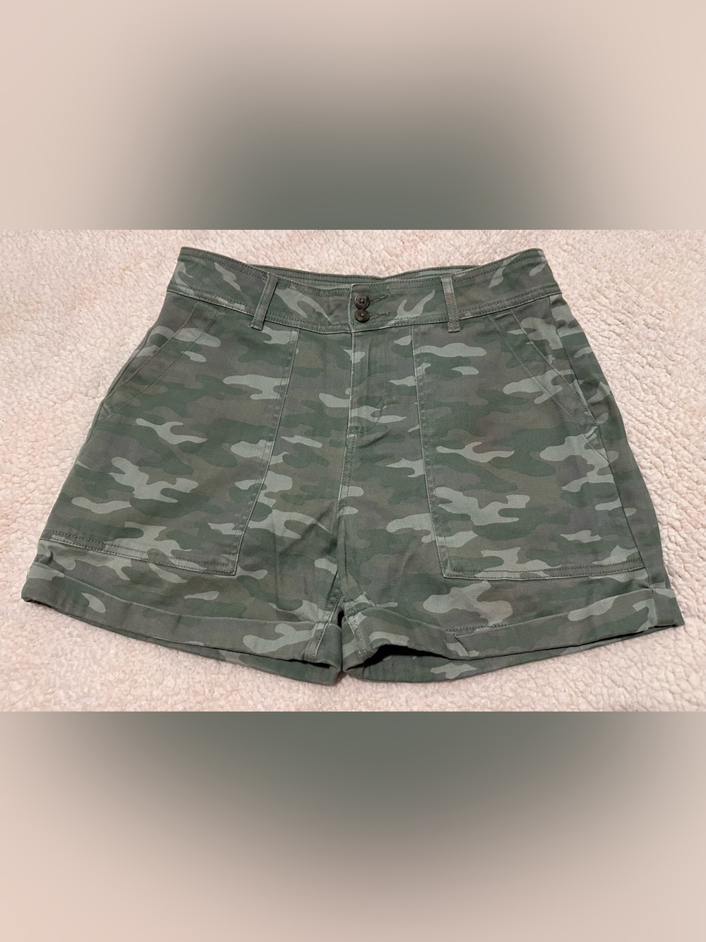 Falls Creek Camo High-Rise Utility Women’s Shorts - Green Olive pockets